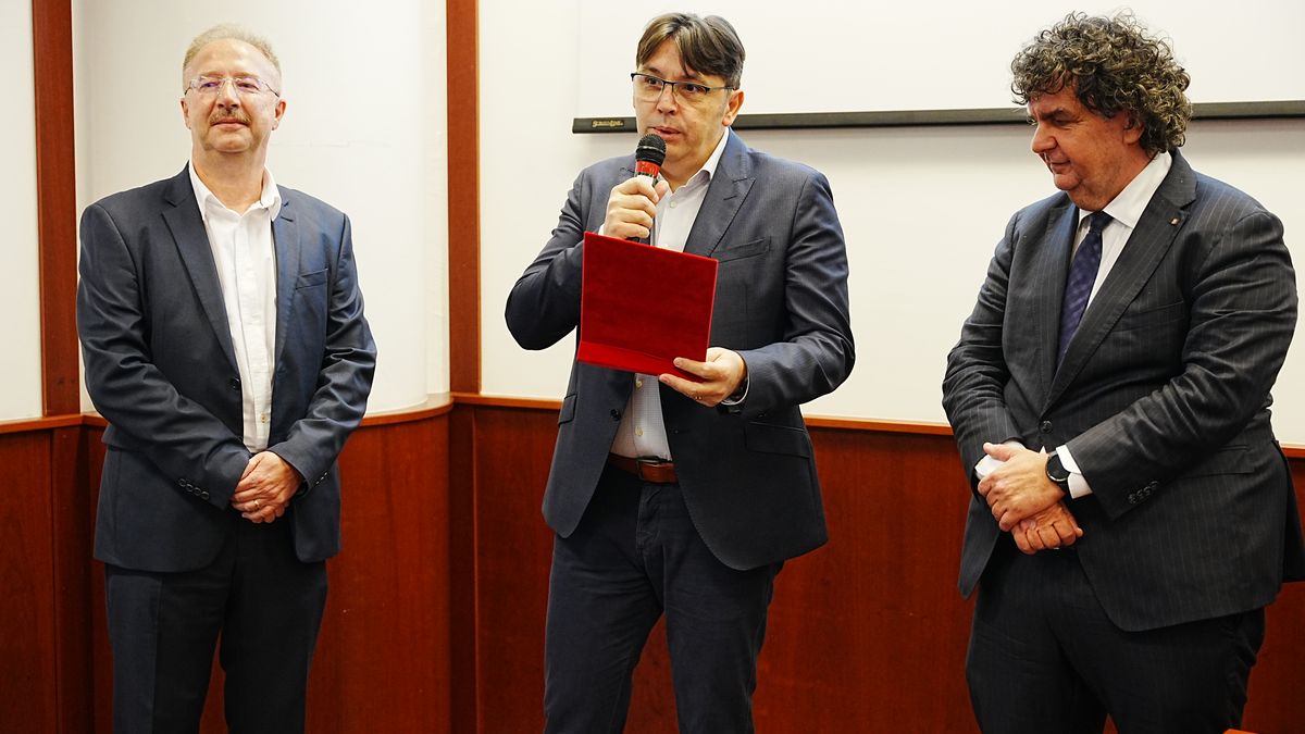 50 de ani de la absolvirea Secției de Electronică și Telecomunicații din Politehnica timișoreană de către prima promoție de studenți