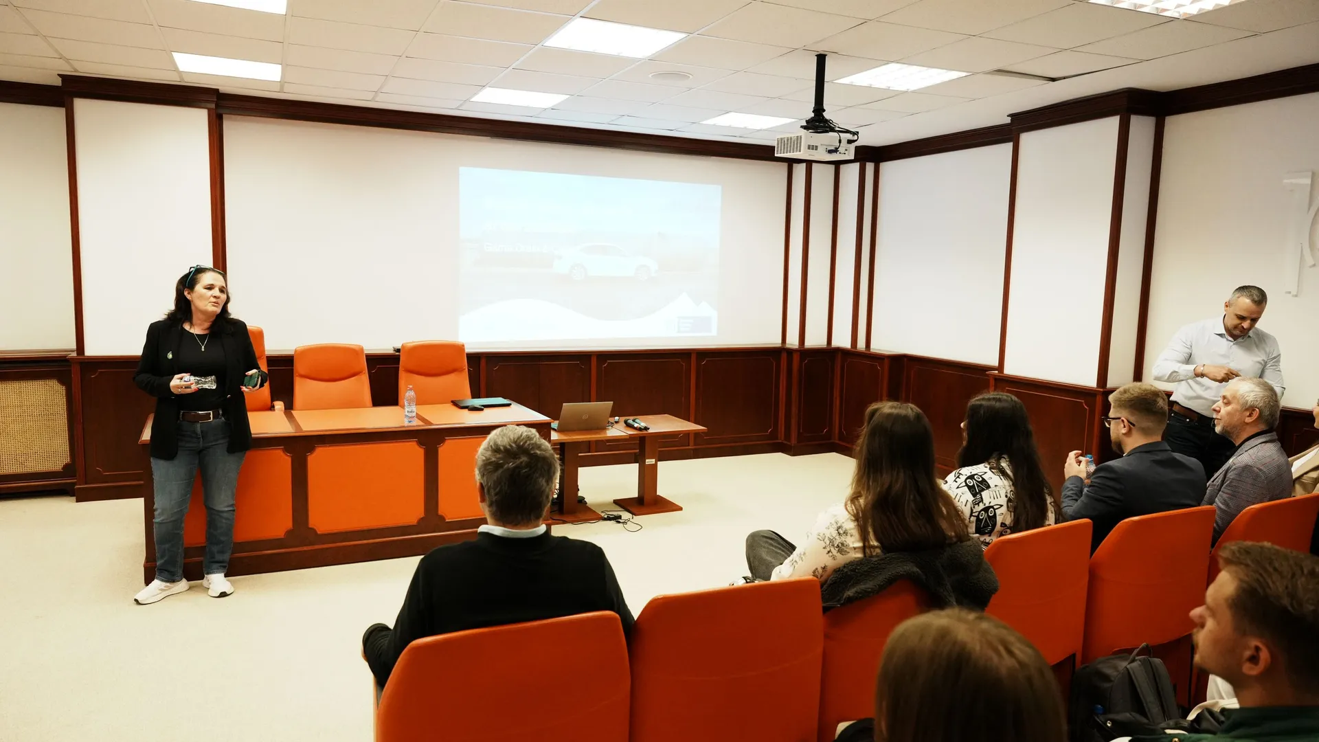 Managementului apelor pluviale, în dezbatere la Facultatea de Construcții a UP