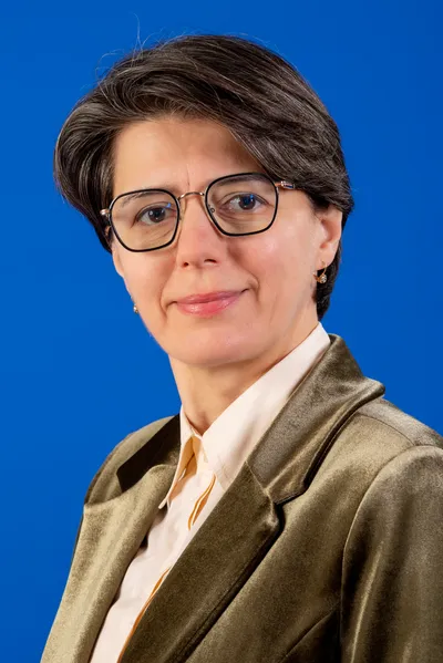 Adriana Nicoleta Albu-Harsian