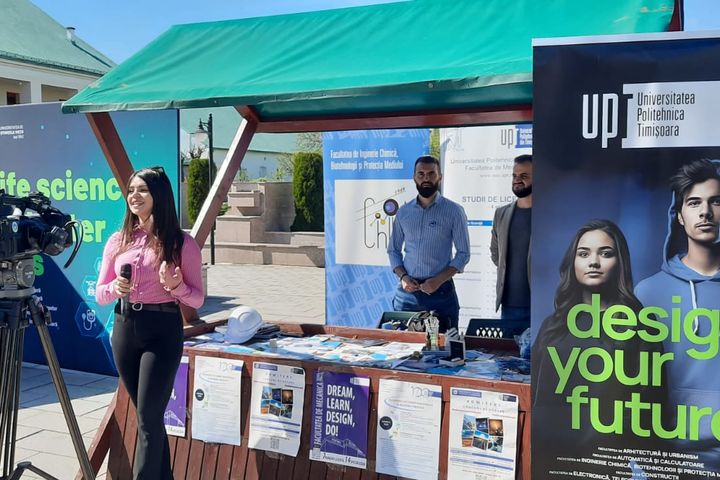 Caravana UPT în liceele din țară