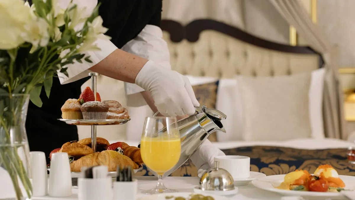 Ospitalitate - vechi