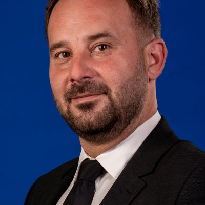 Simon Pescari